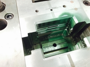 防塵罩模具F8932-3，防塵罩塑膠模具